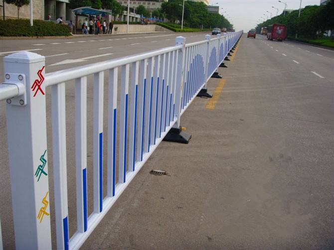 道路护栏