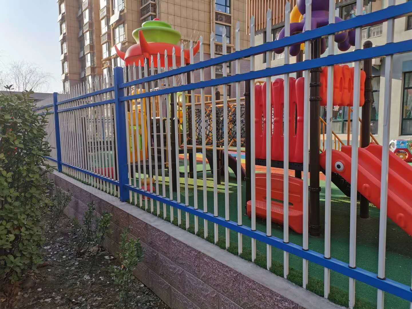 学校护栏图片--4 学校护栏图片--4
