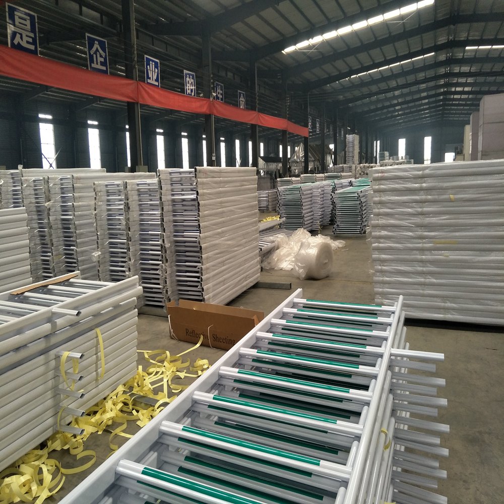 防撞护栏图片--4 防撞护栏图片--4