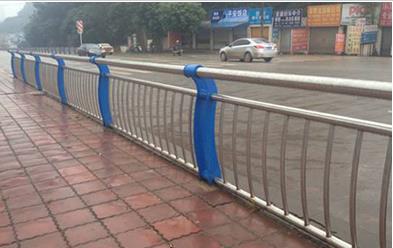 不锈钢道路隔离护栏图片--4