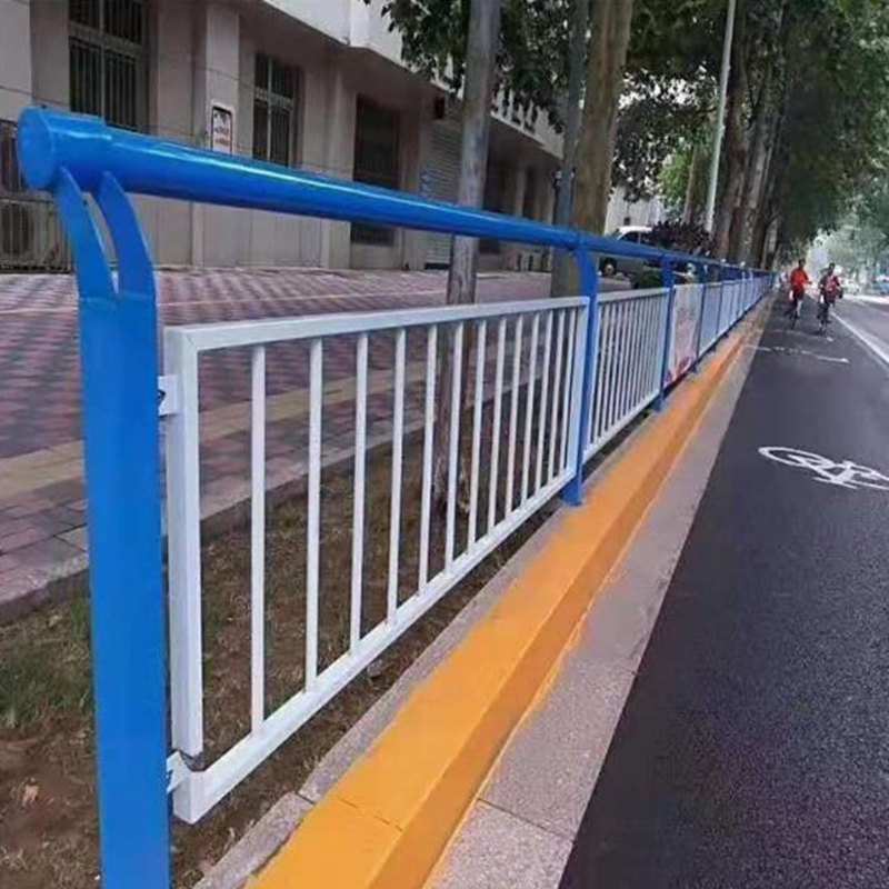 道路隔离网图片--3 道路隔离网图片--3