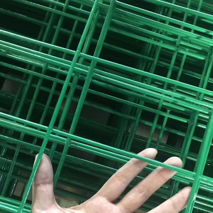 铁丝围栏网图片--2