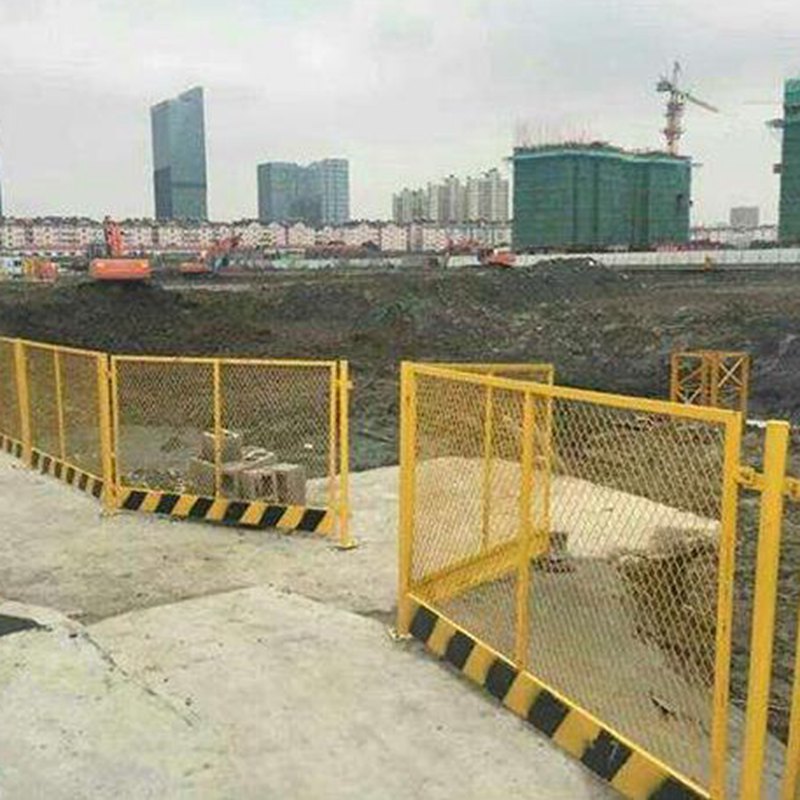 建筑工地隔离栅图片--2